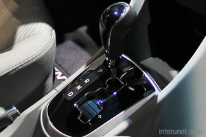 automatic-transmission-gear-shift