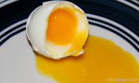 egg-boiled-4-minutes-boiled-water