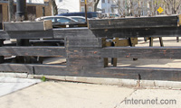 horizontal-lumber-fence