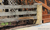 front-porch-old-style-fence