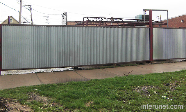 galvanized-metal-sheets-fence