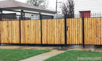 metal-fence-with-wood-combination