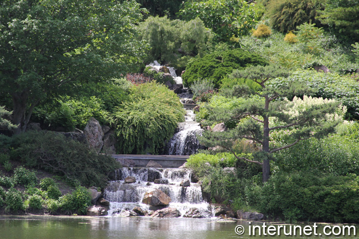 Waterfall in Chicago Botanic Garden