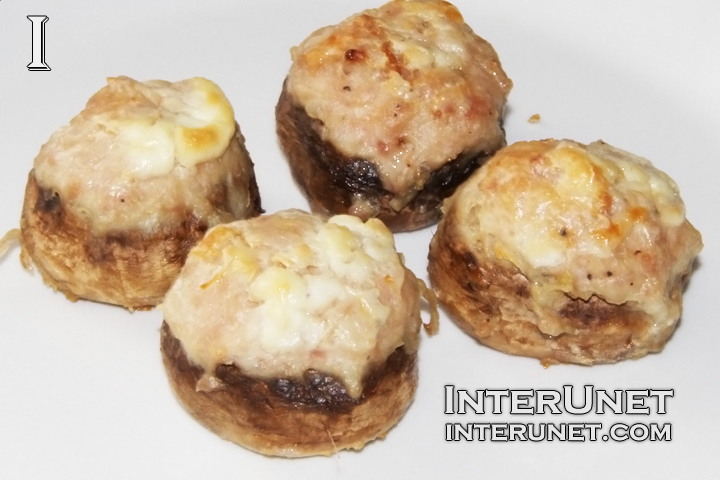 baked-stuffed-with-meat-mushrooms 