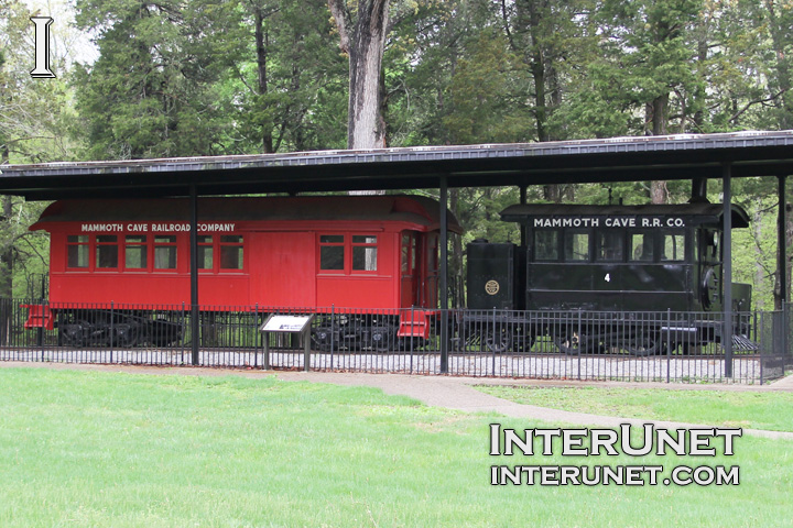 Mammoth-Cave-Railroad-Train