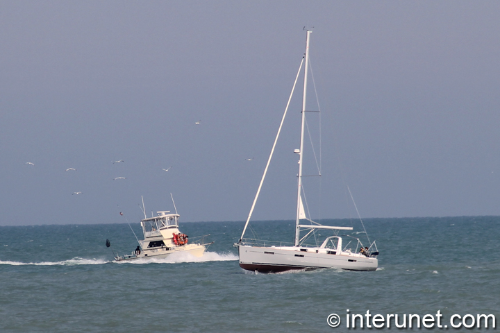 boats-on-Lake-Michigan