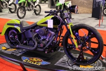 Retro-Sexy-2005-Harley-Davidson-FXST