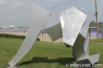“Folding Forms” sculpture in Chicago by Christopher Newman