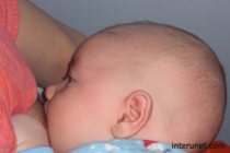 how-to-breastfeed-a-child