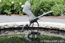 heron-sculpture-in-Chicago-botanic-garden