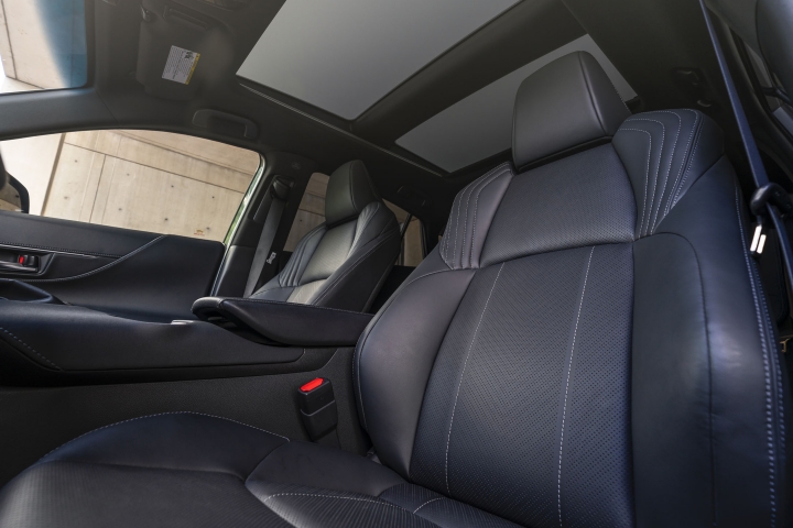 2021 Toyota Venza Limited front seats