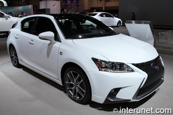 Lexus-CT-200h