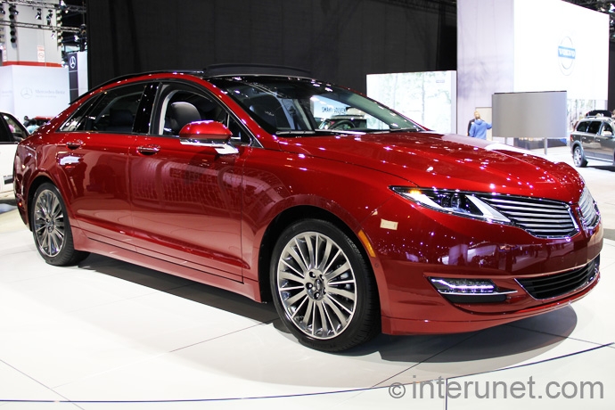 Lincoln-MKZ-2013