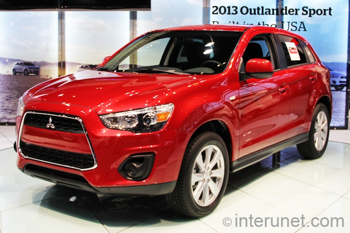 Mitsubishi-Outlander-Sport-2013