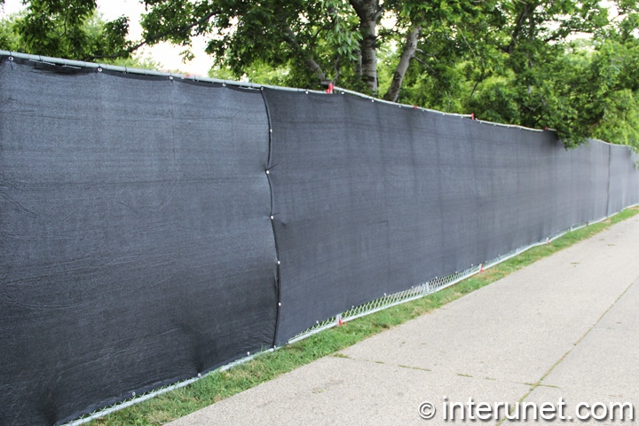 commercial chain link fence with screen