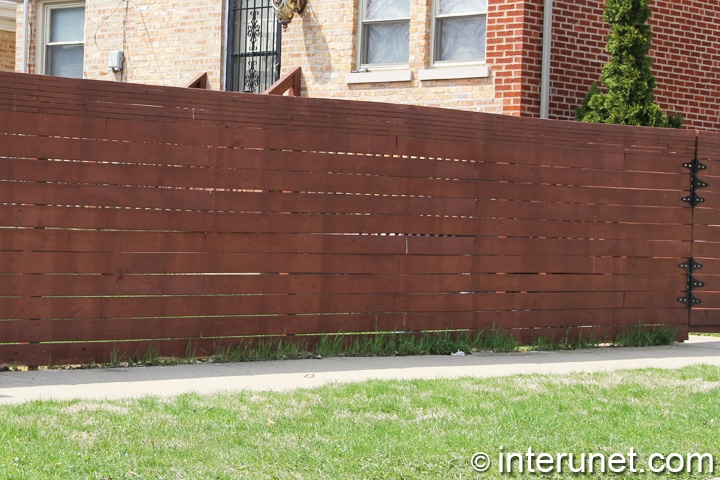 horizontal-boards-wood-fence-with-gate