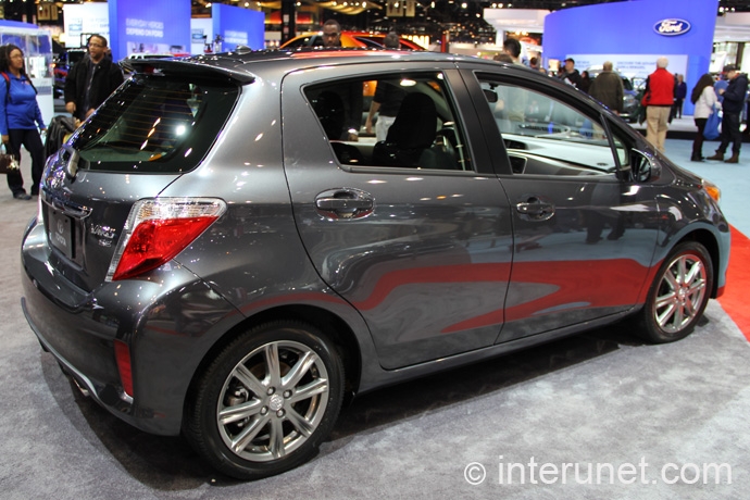 toyota-yaris-5-door-l 