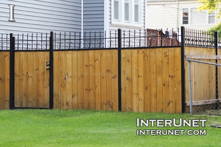wood-fence-with-welded-metal-frame