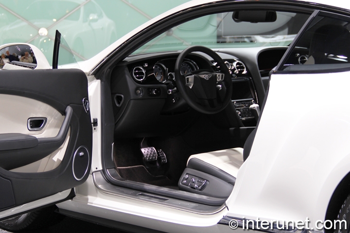 2015-Bentley-Continental-GT-V8-S-interior