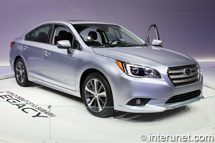 2015-Subaru-Legacy