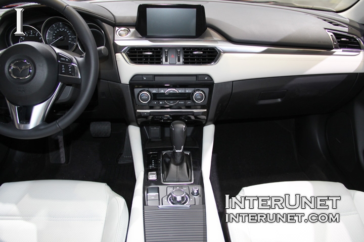 2016-Mazda6-interior