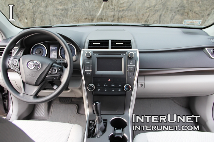 Toyota Camry 2016 Interior