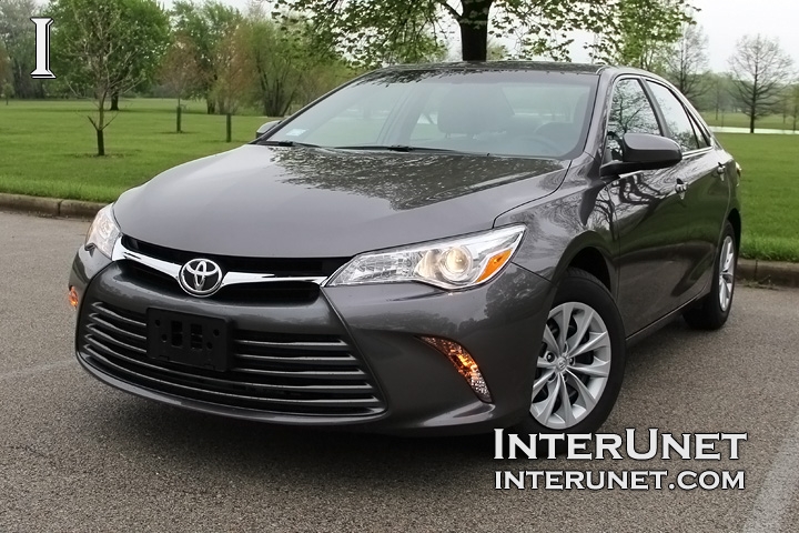 2016-Toyota-Camry-LE