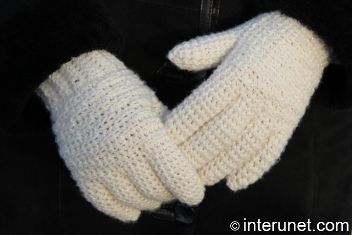 How to crochet gloves for a woman 