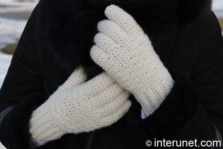 crochet gloves with fingers