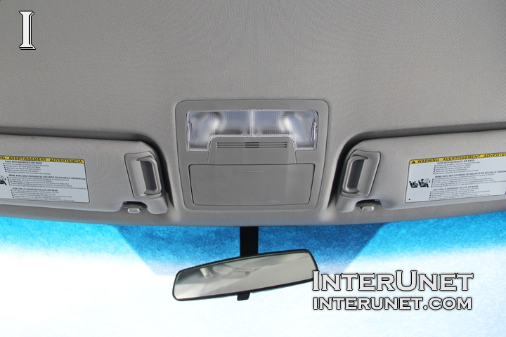 rear-view-mirror-sun-visors-personal-interior-lights