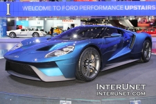 2017-Ford-GT-super-car
