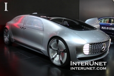 Mercedes-Benz F 015 concept – a self-driving car