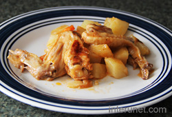 baked-chicken-wings-with-potato-on-the-plate