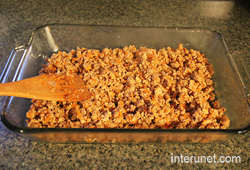 fried-ground-meat-in-the-glass-baking-tray