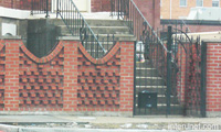 brick-fence-metal-gates-design